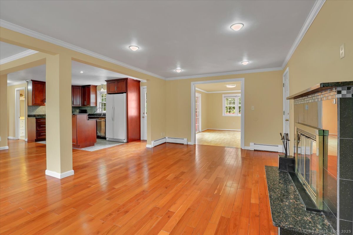 488 Cardinal Lane, Cheshire, Connecticut image 23