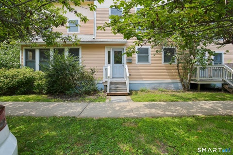 Photo of 23 Edwards Street #1, New Haven, CT 06511 (MLS # 24184870)