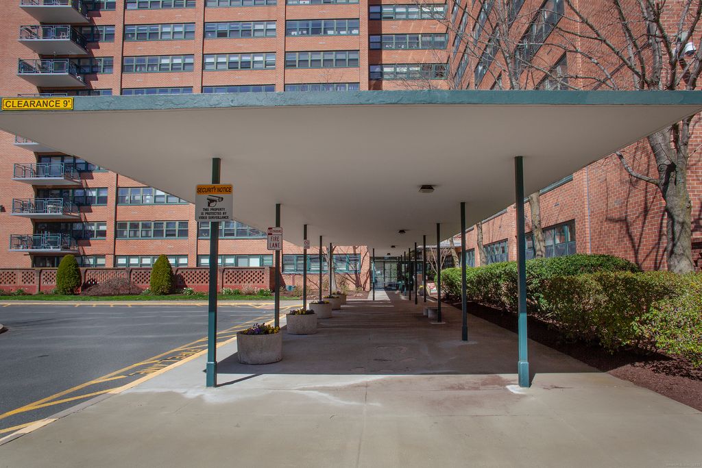 Photo of 31 Woodland Street #9 A, Hartford, CT 06105 (MLS # 24141680)