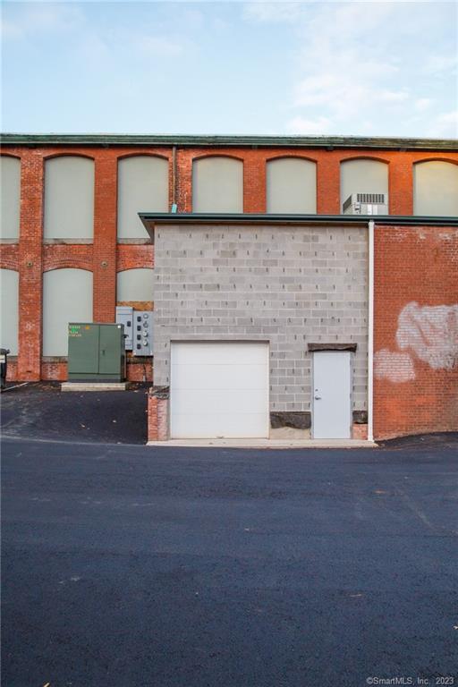 Middletown, Connecticut 06457, United States, ,Residential,Active,31687