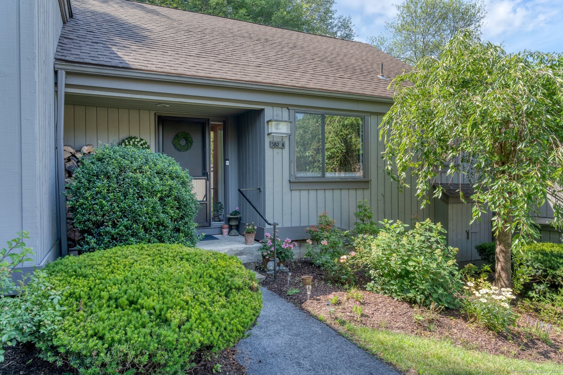 583 Heritage Village A