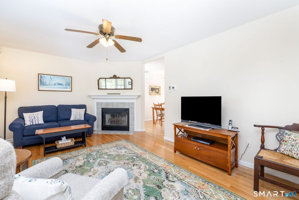 Photo of 30 Spoonwood Drive #30, Canton, CT 06019 (MLS # 24171066)