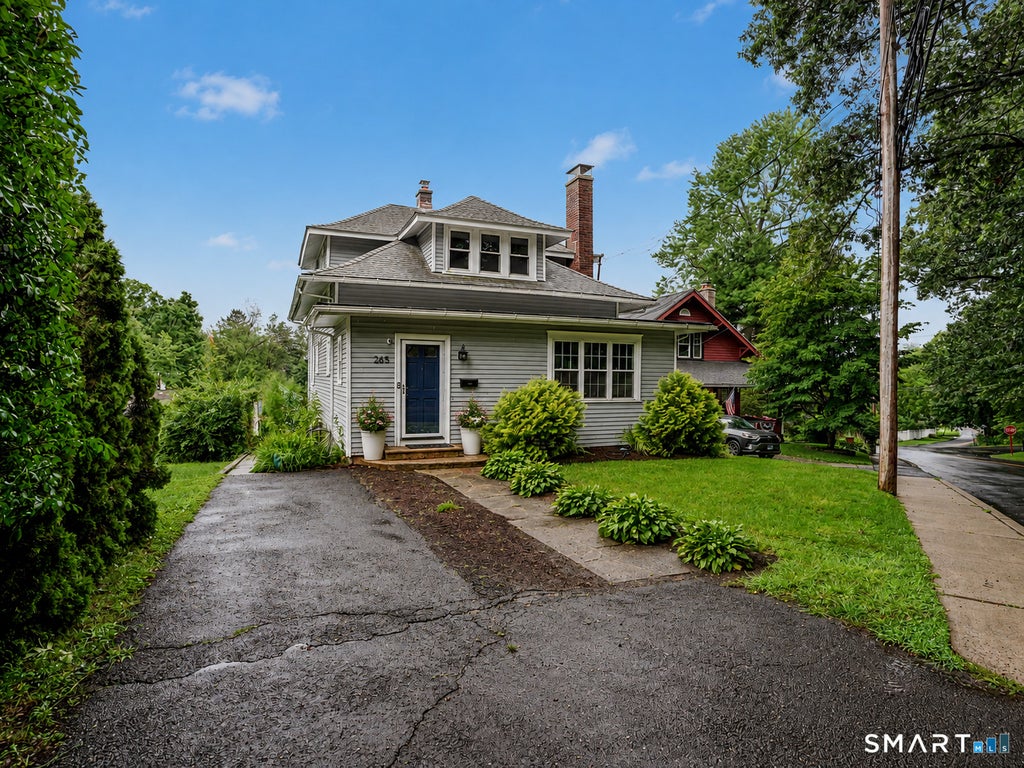 Photo of 265 Jackman Avenue, Fairfield, CT 06825 (MLS # 24195557)