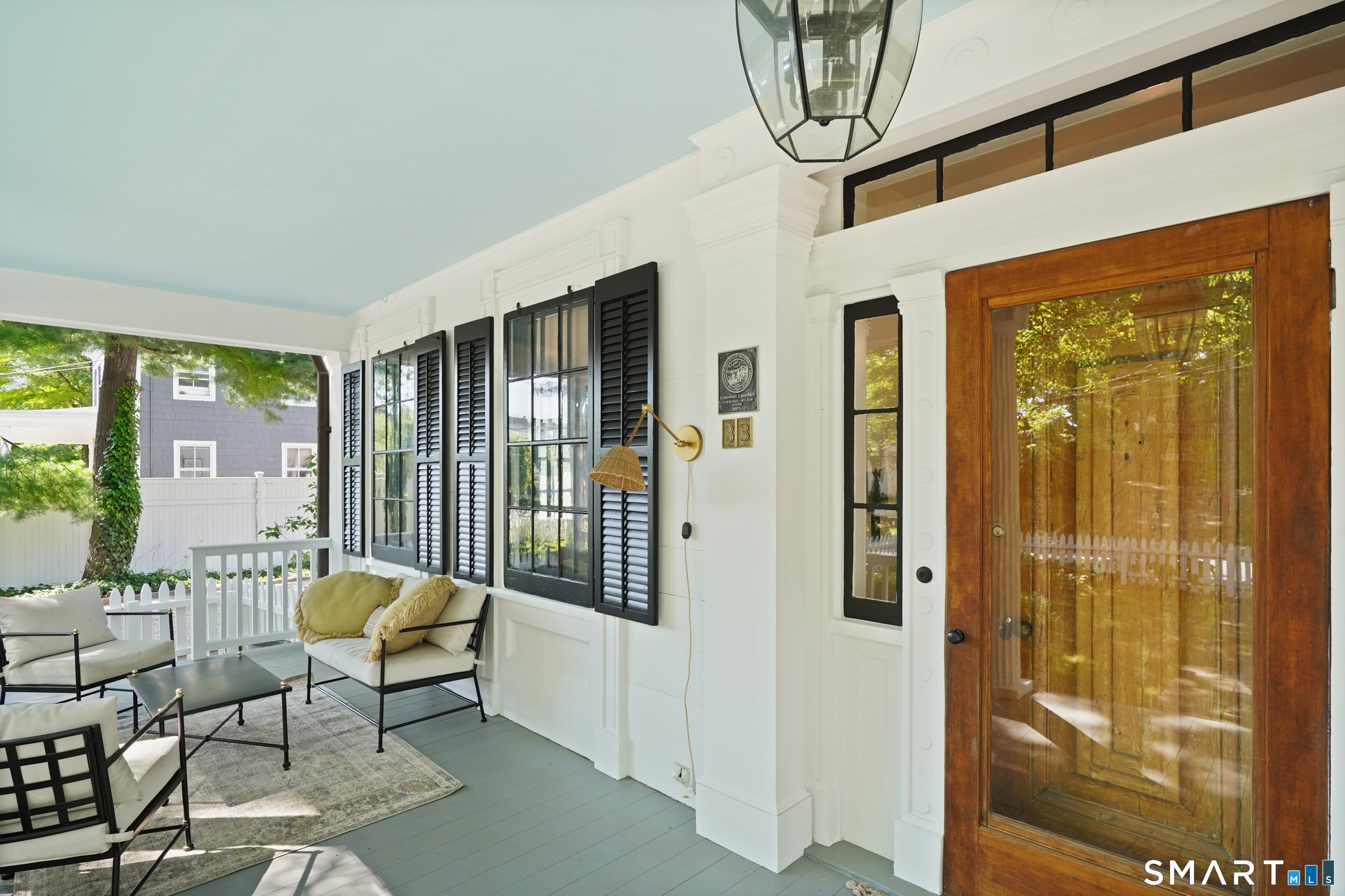 33 Mead Avenue