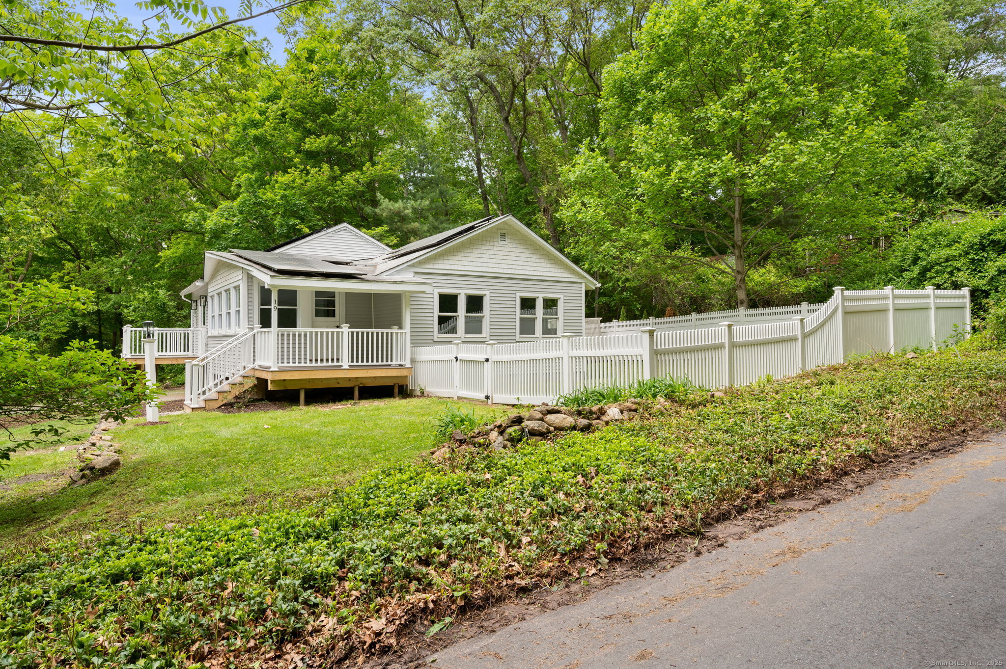 19 Old Acres Road, East Haddam, Connecticut image 2