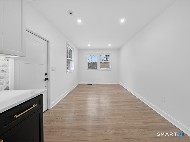 20 Oakridge Road