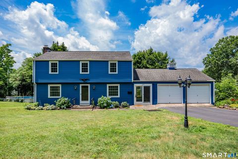 Homes For Sale - 209 Lydale Place<br/> Meriden, CT 06450
