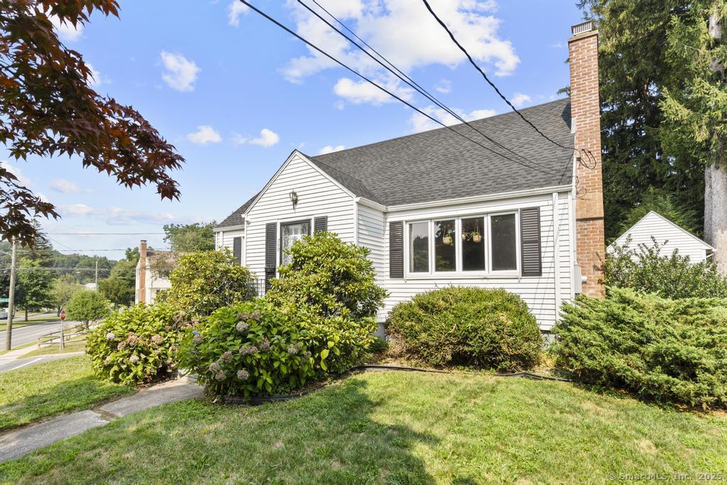 New Britain, Connecticut 06053, United States, 4 Bedrooms Bedrooms, ,2 BathroomsBathrooms,Residential,Pending,184668