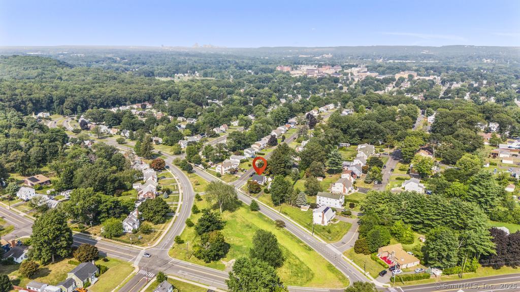 New Britain, Connecticut 06053, United States, 4 Bedrooms Bedrooms, ,2 BathroomsBathrooms,Residential,Pending,184668