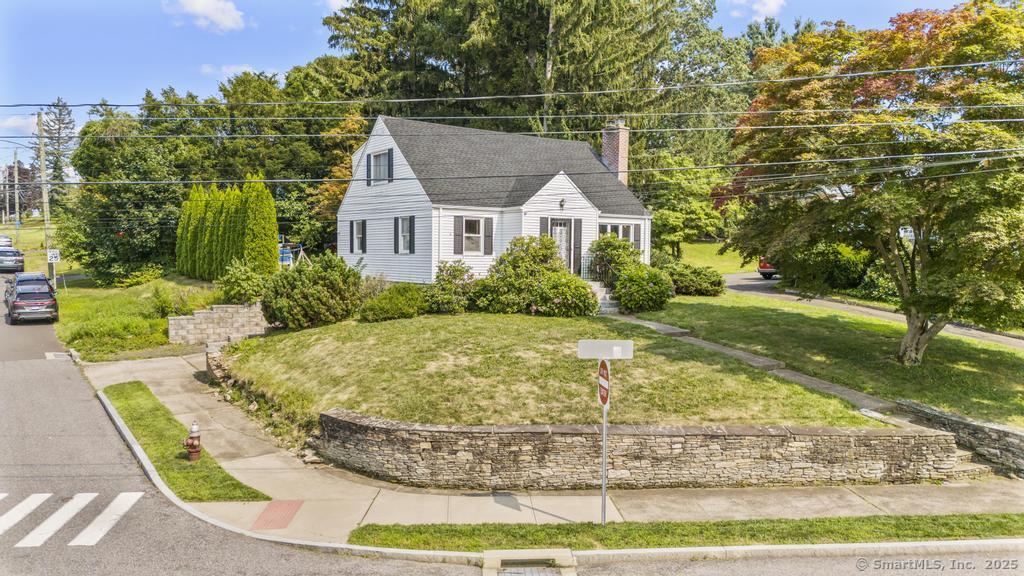 New Britain, Connecticut 06053, United States, 4 Bedrooms Bedrooms, ,2 BathroomsBathrooms,Residential,Pending,184668