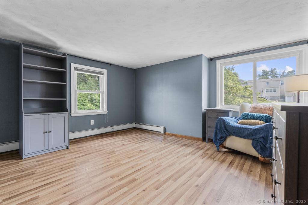 New Britain, Connecticut 06053, United States, 4 Bedrooms Bedrooms, ,2 BathroomsBathrooms,Residential,Pending,184668