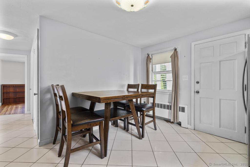 New Britain, Connecticut 06053, United States, 4 Bedrooms Bedrooms, ,2 BathroomsBathrooms,Residential,Pending,184668