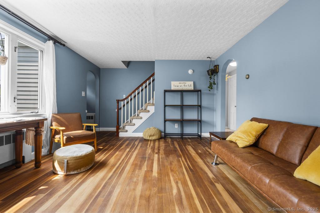 New Britain, Connecticut 06053, United States, 4 Bedrooms Bedrooms, ,2 BathroomsBathrooms,Residential,Pending,184668