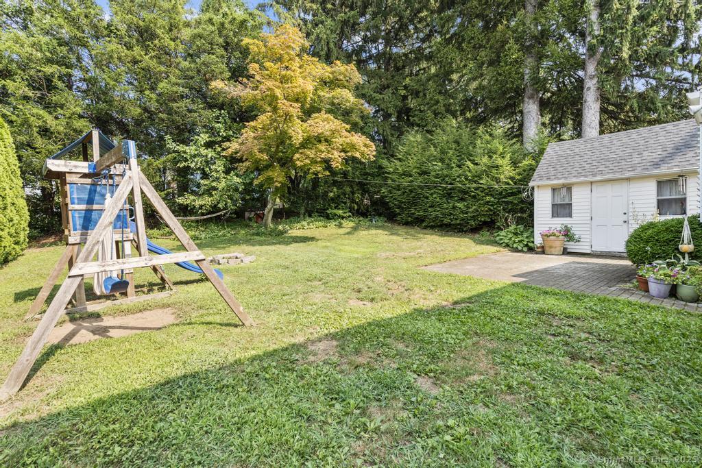 New Britain, Connecticut 06053, United States, 4 Bedrooms Bedrooms, ,2 BathroomsBathrooms,Residential,Pending,184668