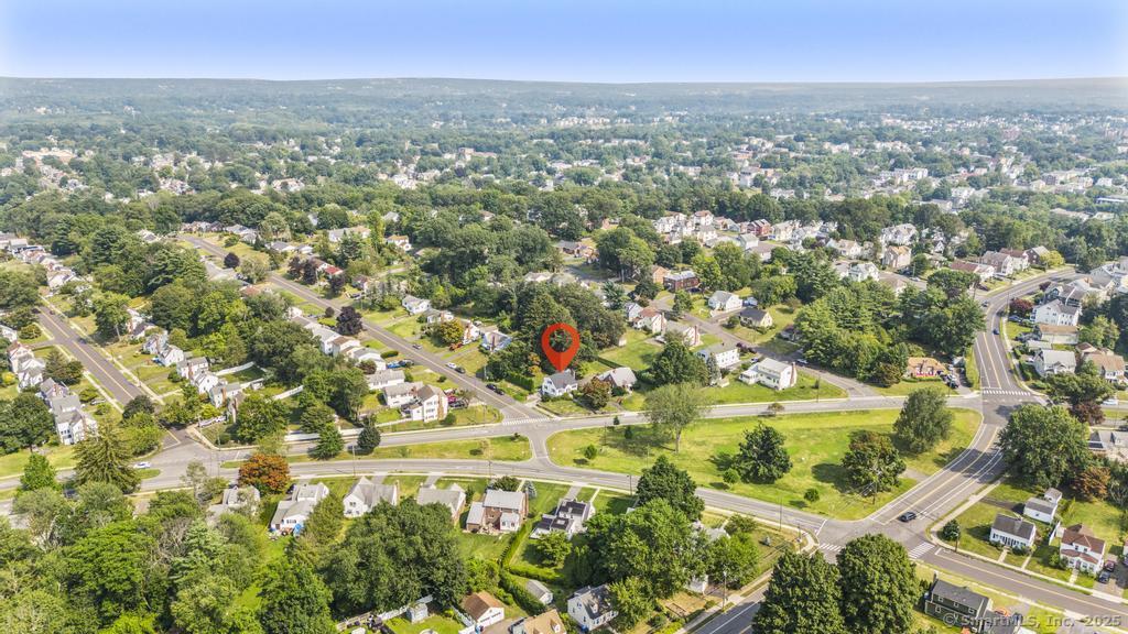 New Britain, Connecticut 06053, United States, 4 Bedrooms Bedrooms, ,2 BathroomsBathrooms,Residential,Pending,184668