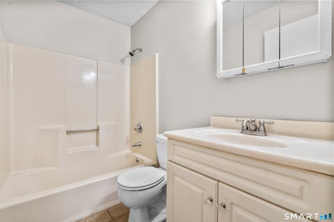 Tiny photo for 55 Thompson Street #5F, East Haven, CT 06513 (MLS # 24201647)
