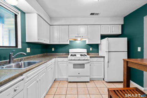 Tiny photo for 55 Thompson Street #5F, East Haven, CT 06513 (MLS # 24201647)