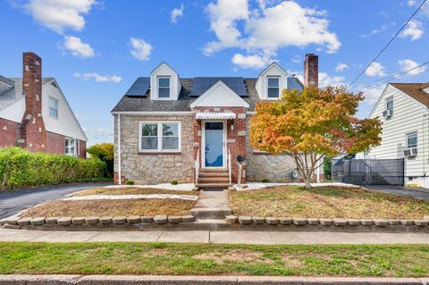34 Hughes Street East Haven CT 06512
