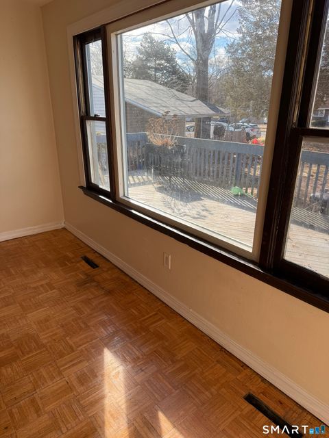 Tiny photo for 265 Oakland Street, Manchester, CT 06042 (MLS # 24150623)