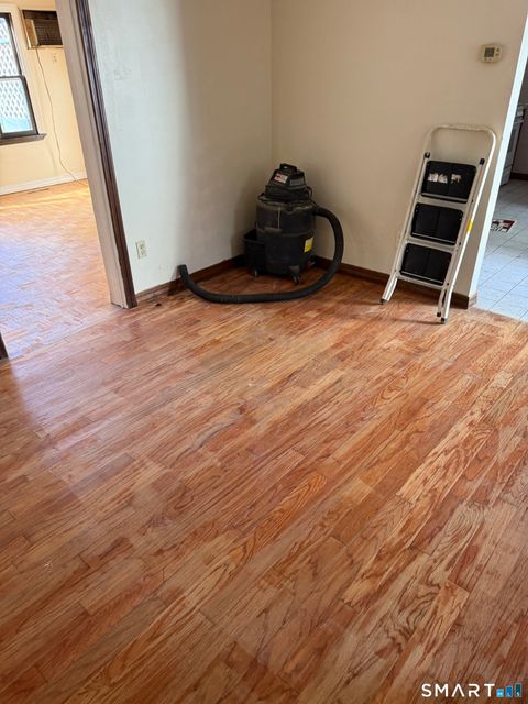 Tiny photo for 265 Oakland Street, Manchester, CT 06042 (MLS # 24150623)