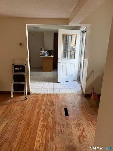 Tiny photo for 265 Oakland Street, Manchester, CT 06042 (MLS # 24150623)