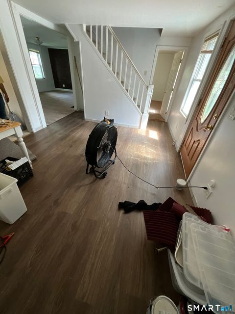 Tiny photo for 265 Oakland Street, Manchester, CT 06042 (MLS # 24150623)