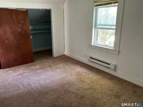 Tiny photo for 265 Oakland Street, Manchester, CT 06042 (MLS # 24150623)