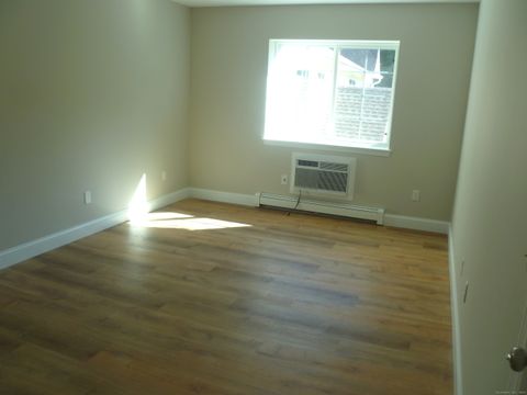 Tiny photo for 2955 Madison Avenue #APT 46, Bridgeport, CT 06606 (MLS # 24141891)