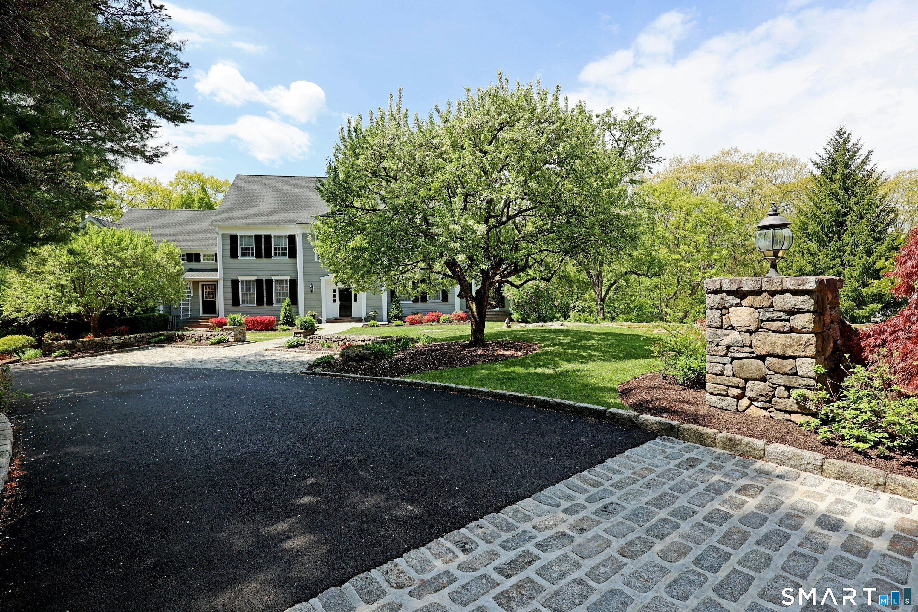 30 Whipstick Road