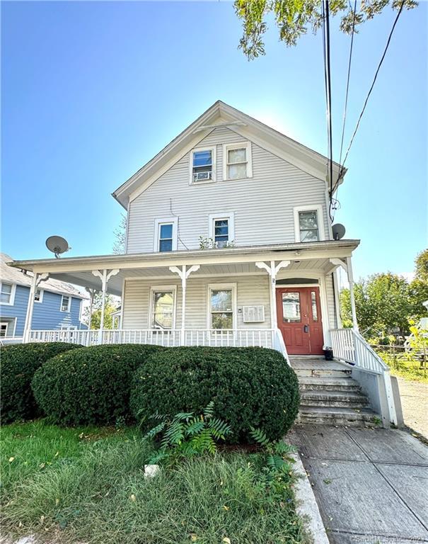 5 W Main Street 4, Norwalk, Connecticut - 1 Bedrooms  
1 Bathrooms  
3 Rooms - 