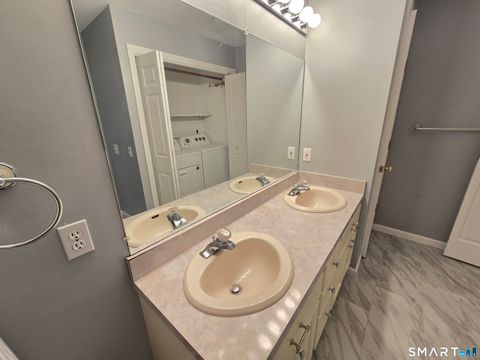 Tiny photo for 177 Bemis Street #4D, Plymouth, CT 06786 (MLS # 24170351)