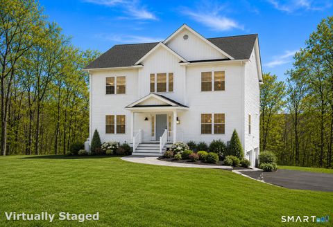 Photo of 218 Quaker Farms Road, Oxford, CT 06478 (MLS # 24170489)