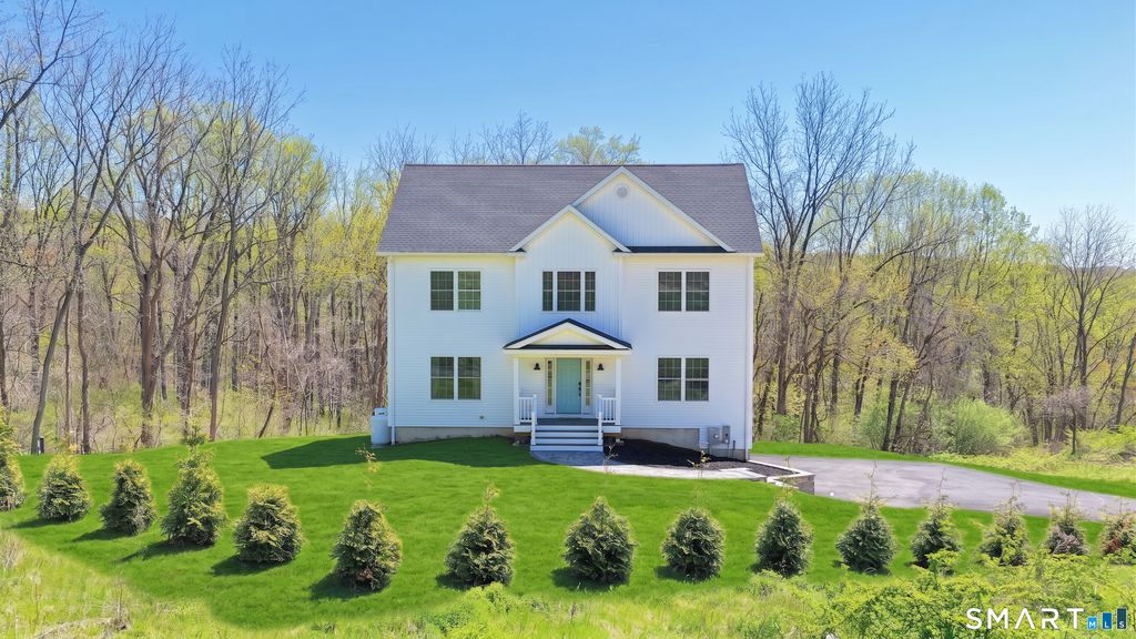 Photo of 218 Quaker Farms Road, Oxford, CT 06478 (MLS # 24170489)