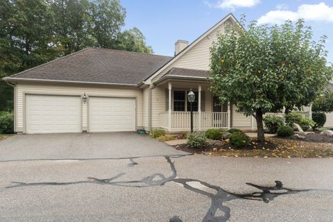 Tiny photo for 5 Crabapple Lane #5, East Lyme, CT 06357 (MLS # 24131871)