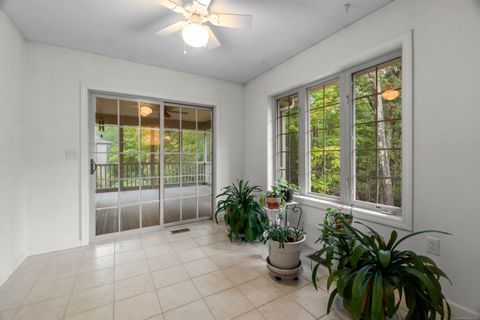 Tiny photo for 5 Crabapple Lane #5, East Lyme, CT 06357 (MLS # 24131871)