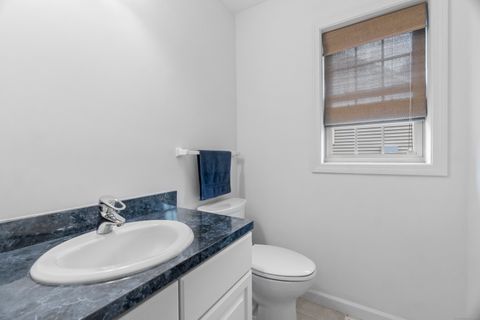 Tiny photo for 5 Crabapple Lane #5, East Lyme, CT 06357 (MLS # 24131871)