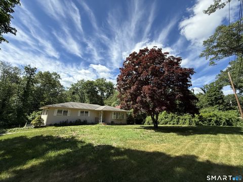 Homes For Sale - 1142 Main Street<br/> Hamden, CT 06514