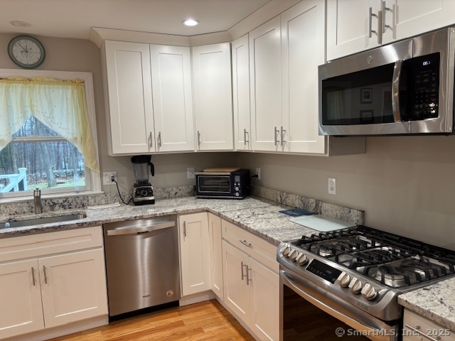 15 Evergreen Drive, Bethel, Connecticut image 3