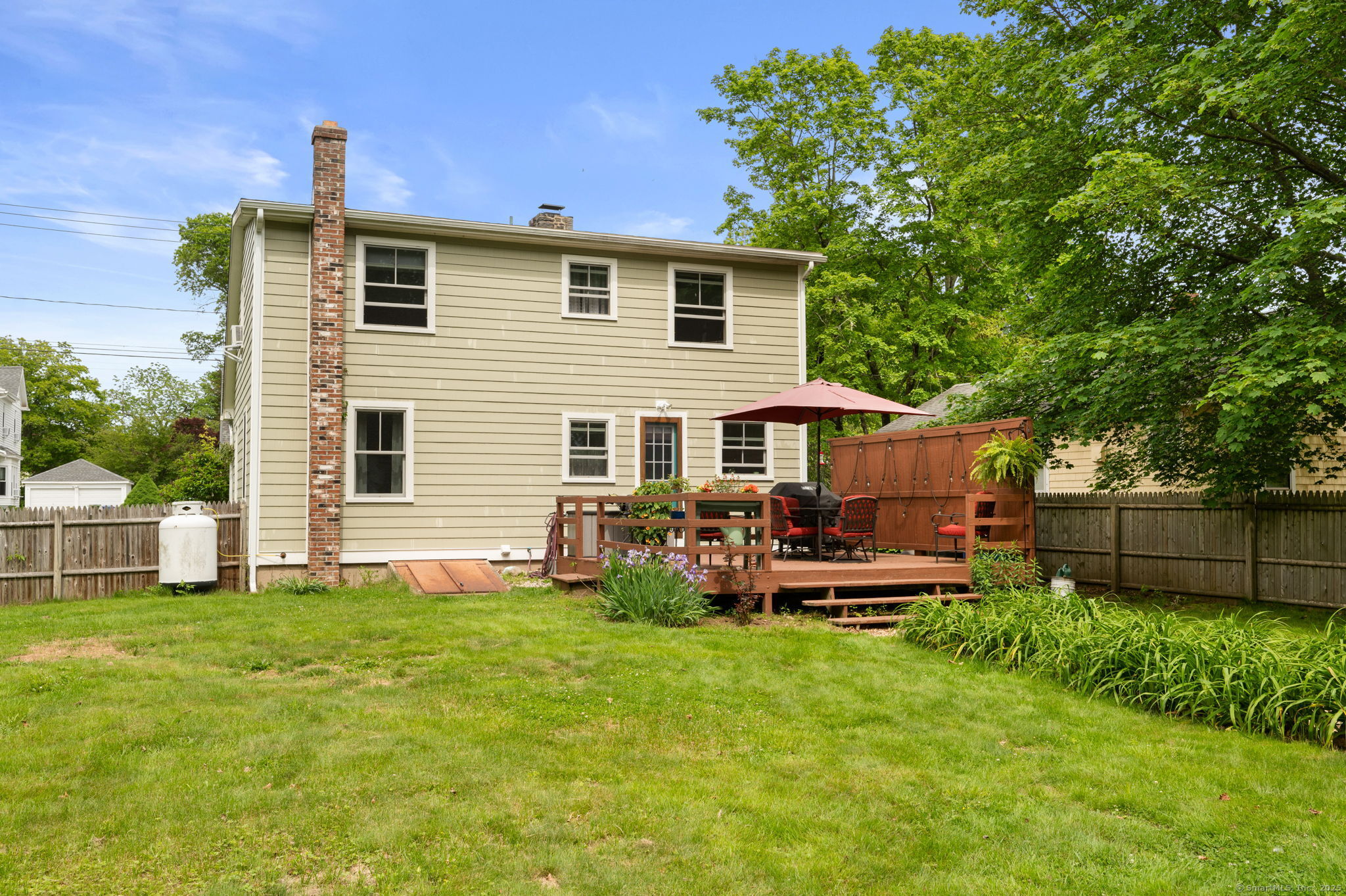 8 Maple Avenue