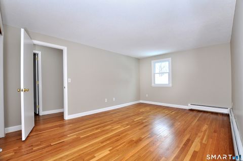 Tiny photo for 76 Lincoln Way, Windsor, CT 06095 (MLS # 24095655)