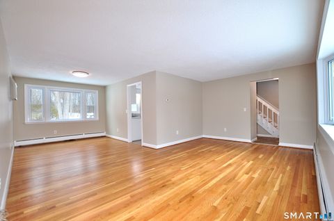 Tiny photo for 76 Lincoln Way, Windsor, CT 06095 (MLS # 24095655)