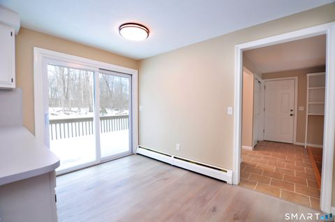 Tiny photo for 76 Lincoln Way, Windsor, CT 06095 (MLS # 24095655)