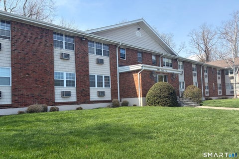 Photo of 1000 Knapps Highway #14, Fairfield, CT 06825 (MLS # 24186164)