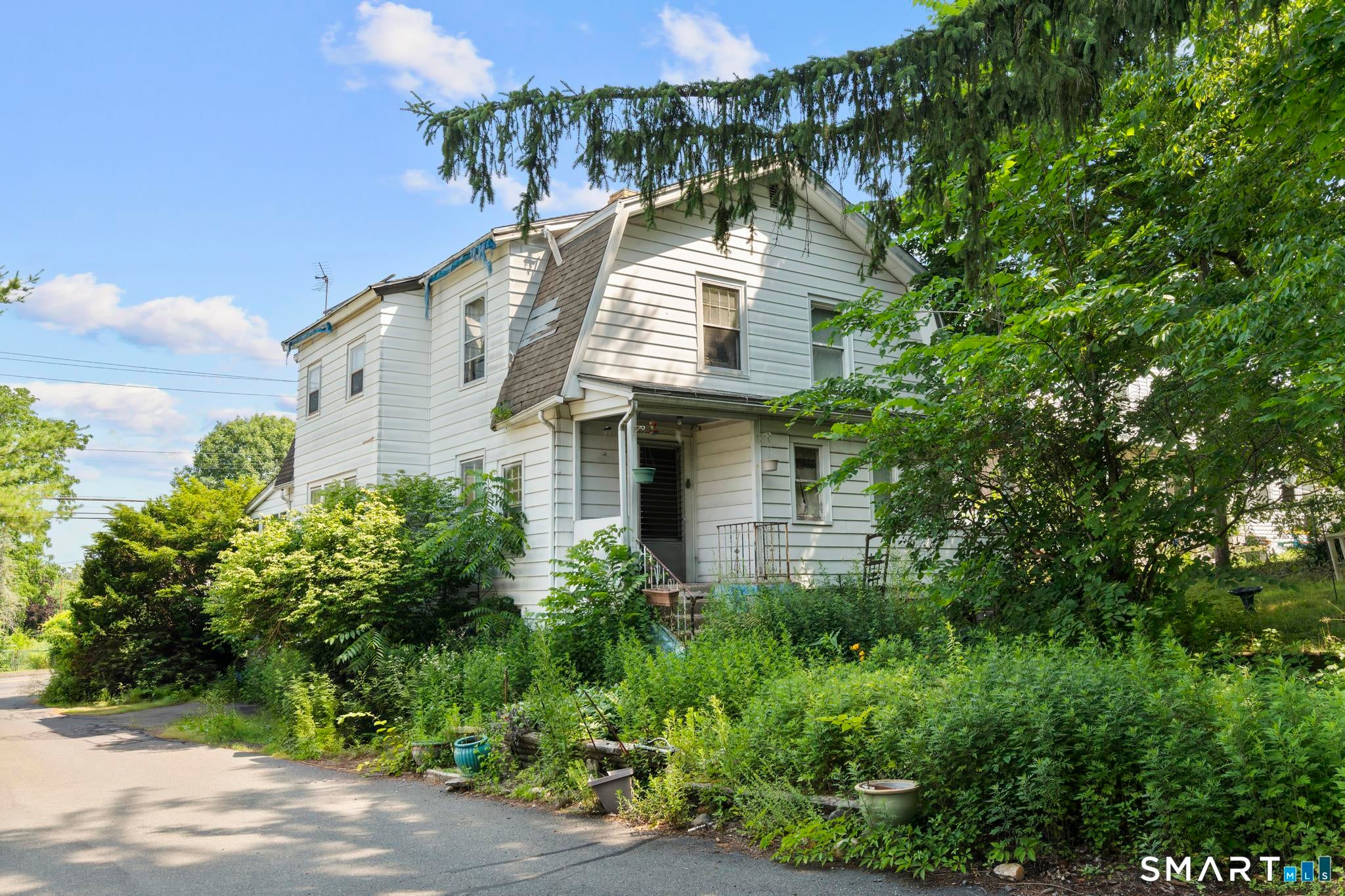 2 Nooks Hill Road