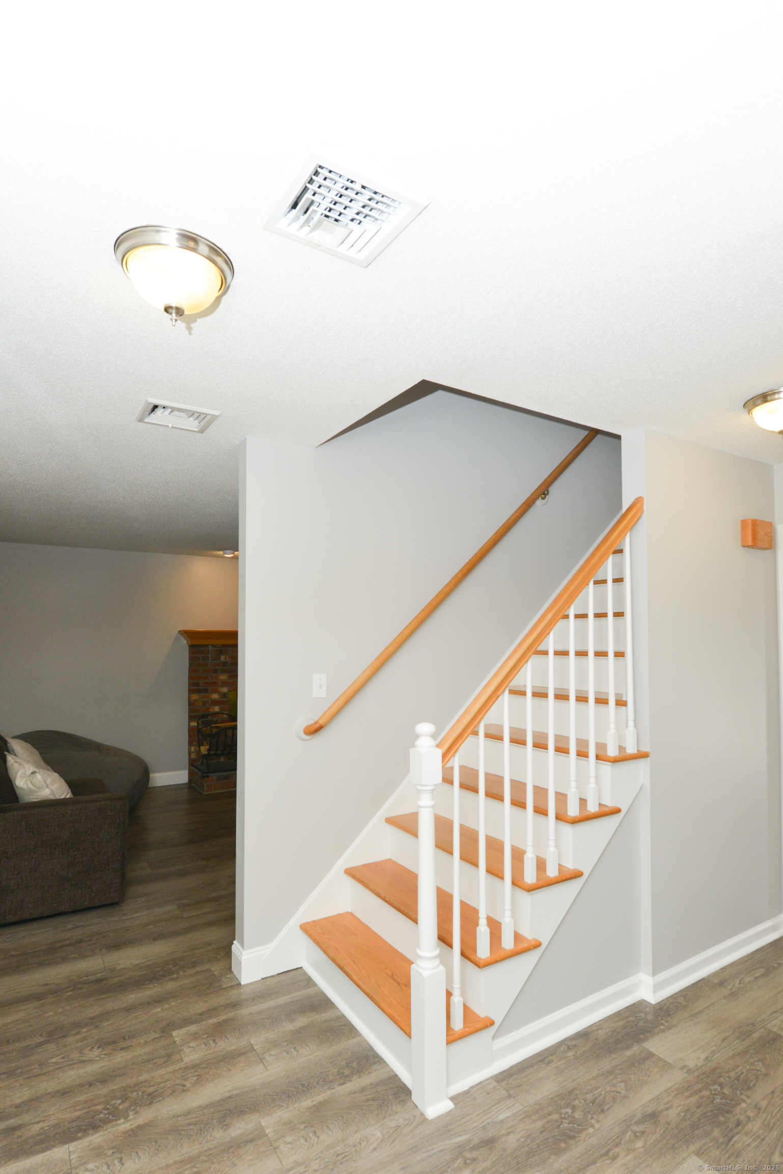 39 Warner Street, Bristol, Connecticut image 17