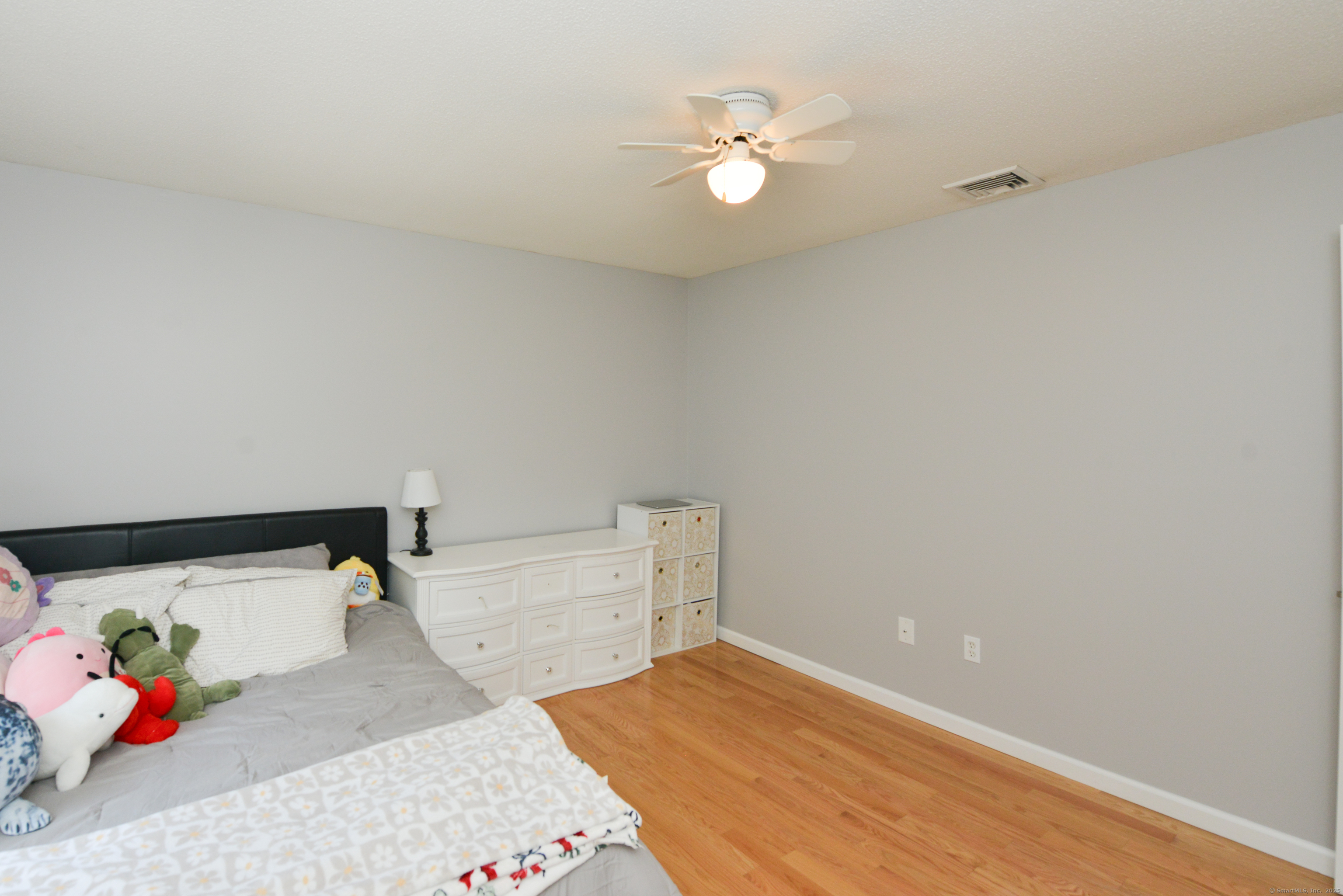 39 Warner Street, Bristol, Connecticut image 28