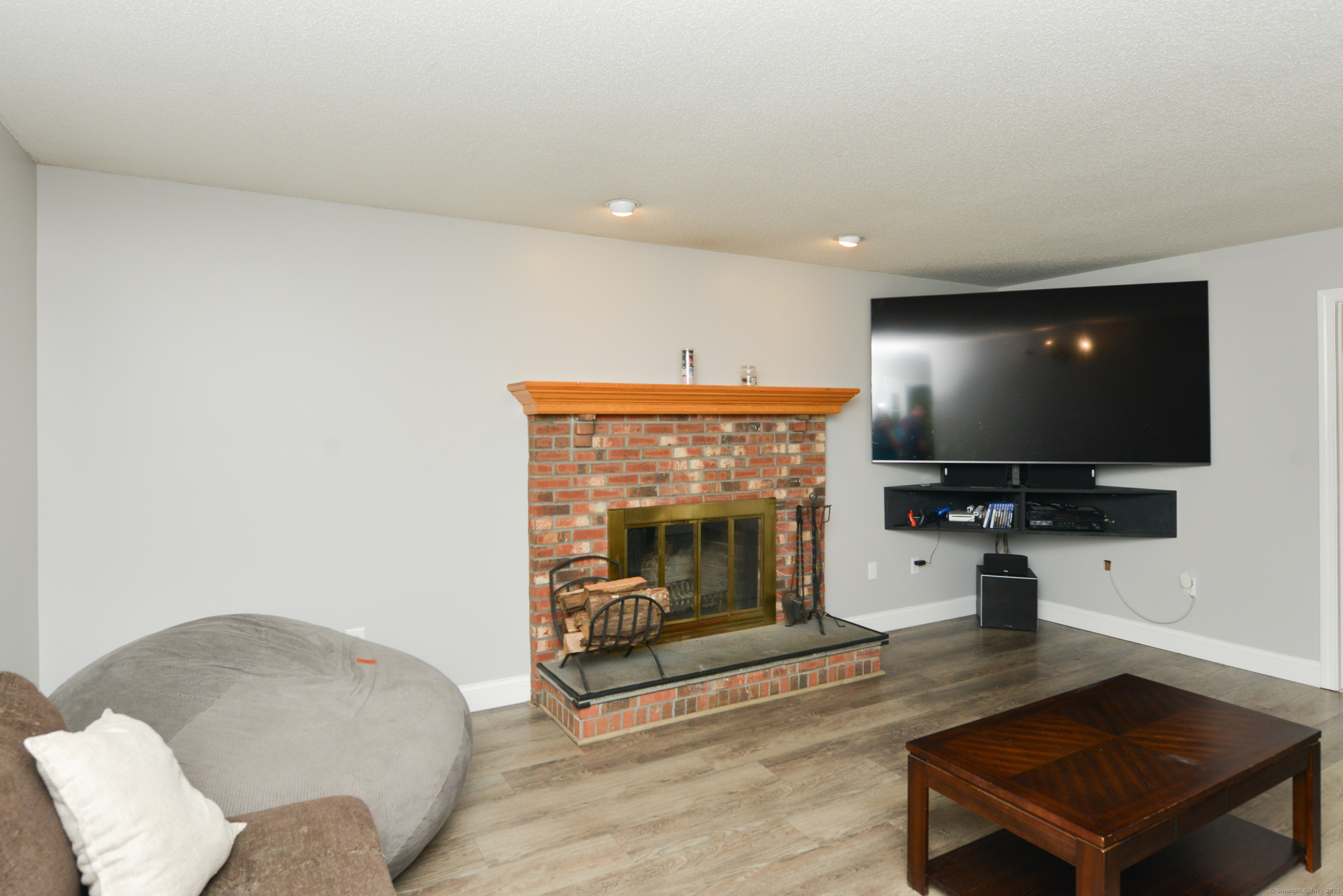 39 Warner Street, Bristol, Connecticut image 13