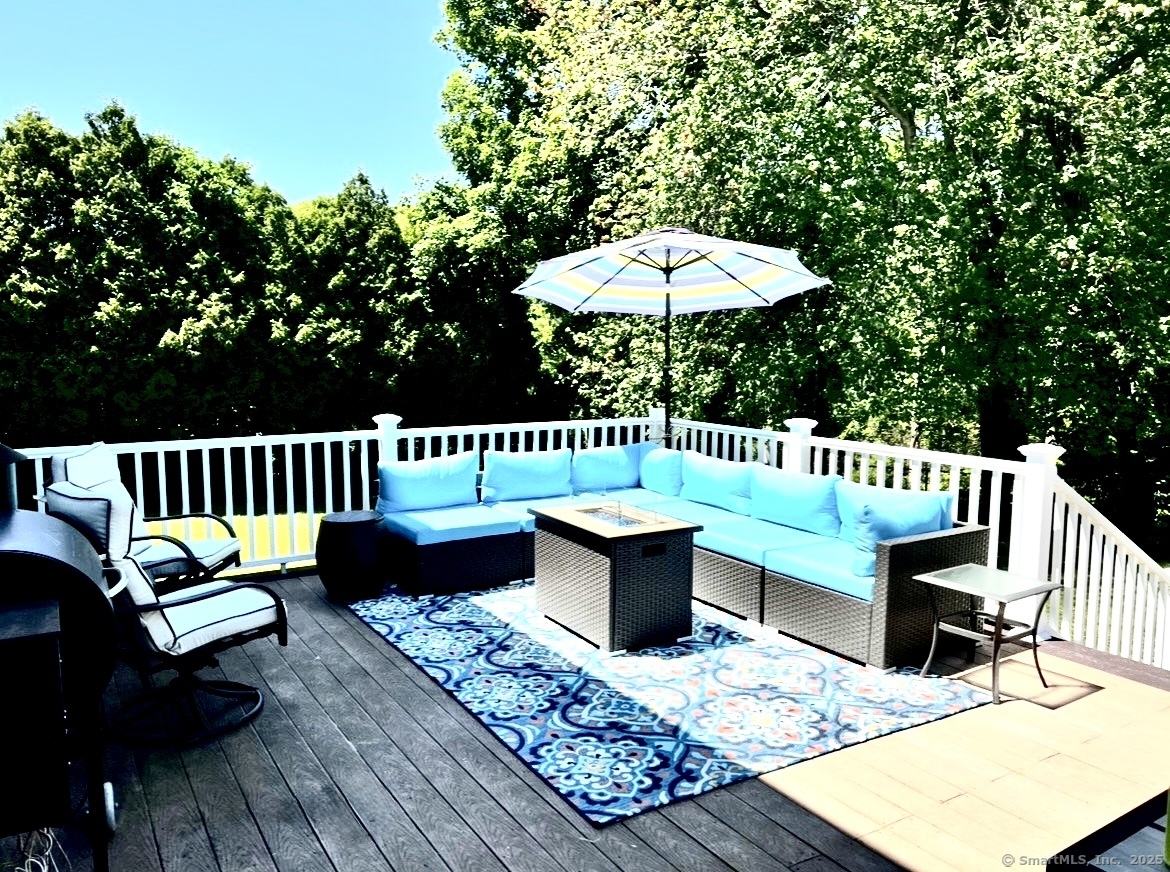 25 Colonial Drive, Waterford, Connecticut image 10