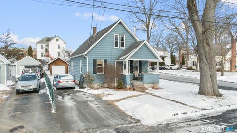 3 Anderson Street Manchester CT 06040