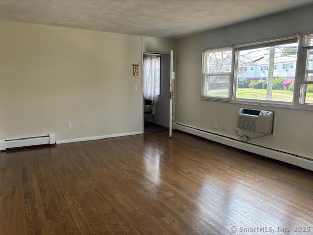 60 Cherry Hill Drive #2A, Bridgeport, Connecticut image 3